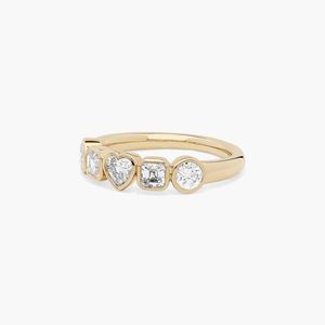 Bague en or blanc 14 carats avec diamant de laboratoire taille cœur et coussin - Product Image 3