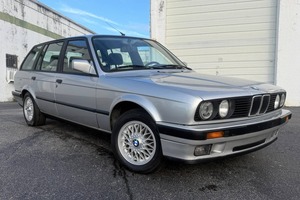 1992 B-M-W 316-i T-o-u-r-i-n-g - Product Image 2