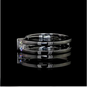 Anillo de Boda para Hombre con Diamante Cultivado en Laboratorio de Corte Redondo de 1 Quilate en Oro Blanco con Certificación IGI Claridad VVS-VS 10/14/18KT de Lujo - Product Image 2