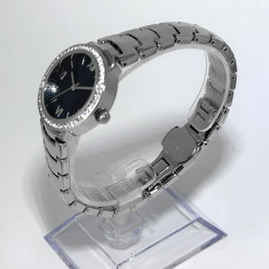 Reloj de Cuarzo Elegante Z2343-A para Mujer con Cristales Checos en el Bisel, Caja Redonda de Aleación y Correa de Aleación en Forma de Y - Product Image 2