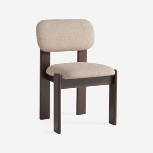 Silla de Comedor Moderna de Mediados de Siglo, de Madera Maciza, con Asiento y Respaldo Tapizados en Bouclé de Primera Calidad - Product Image 1