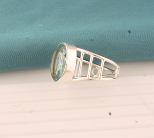 Wholesale Oval Faceted Amethyst 925 Sterling <b>Silver</b> Classic Bezel Setting Vertical Bar Shoulder <b>Solitaire</b> <b>Ring</b> Supplier - Product Image 3