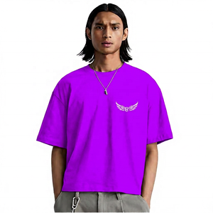 T-shirt en coton noir à coupe classique pour homme, manches courtes, style streetwear décontracté avec motif, écologique, respirant, 100% coton - Product Image 3