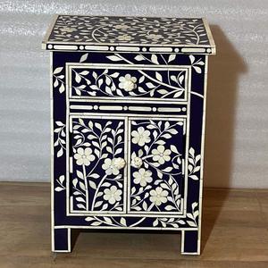 Mesa de Cajones con Incrustaciones de Hueso de ILAHI, Diseño Moderno con Detalles de Ágata, Almacenamiento de Tres Niveles, Mueble Portátil para el Hogar - Product Image 1