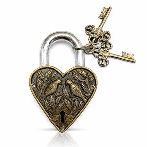 Best Quality Vintage Style Metal Padlock with 2 <b>Keys</b> Antique Design Functional Lock for Home Decor and Collectors Usage Item - Product Image 3