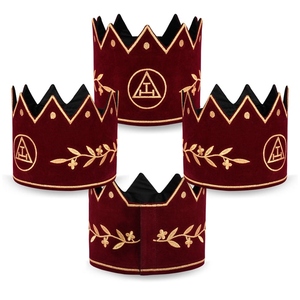 Gorra de Capitán del Capítulo Arquibálsico Real, Terciopelo Rojo y Dorado - Product Image 2