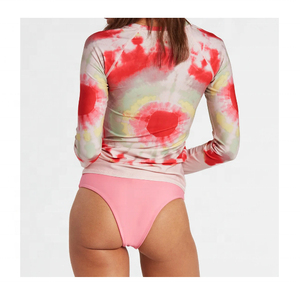 Rashguard de Nailon de Alta Calidad Personalizado para Mujer, para Entrenamiento de MMA, Uso en 4 Estaciones y Excelente Relación Calidad-Precio - Product Image 2