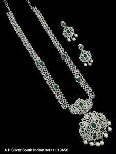 Classic American <b>Diamond</b> Bridal Jewelry Set Two-Piece Necklace <b>and</b> <b>Earrings</b> for Wedding Fashionable Classic Style - Product Image 1