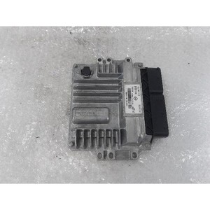 Unidad de Control del Motor Rodius I, II 2004-2018 Usada ORIGINAL 6715400732 - Product Image 4