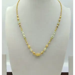 Exquisito Collar Tradicional Chapado en Oro de 22K para Mujer con Detalles en Verde Mar Suave y Cuentas de Oro Ornamentadas - Product Image 1