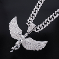 Collier pendentif aile d'ange Luxira Jewels tendance en acier inoxydable plaqué or 18 carats avec zircon glacé et chaîne bambou, cadeau unisexe, Hinduïsme