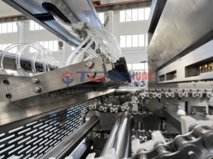 Machine de dépose automatique de gélatine pour bonbons gélifiés, contrôlée par PLC - Product Image 6