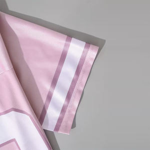 Camiseta de fútbol de malla estilo boxy, color rosa, elegante, transpirable, para exteriores, estilo cropped. - Product Image 6