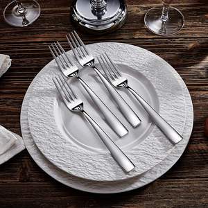 Juego de Cubiertos de Acero Inoxidable, Juego de Cubiertos Resistentes al Óxido de Primera Calidad con Tenedores, Cucharas y Cuchillos para el Uso Diario - Product Image 3