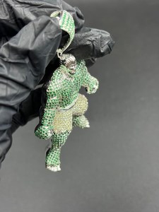 Pendentif Homme Musclé Vert Iced Out en Moissanite Multicolore, Cadeau pour Fête, Bijoux Fins en Argent 925, Pendentifs et Breloques - Product Image 5