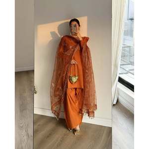 Conjunto de traje de fiesta para mujer de diseñador con borde de encaje elegante y elegante - Product Image 5