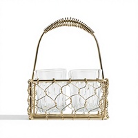Panier porte-verre en fil métallique doré avec poignée |   Finition laquée de style vintage |   Panier de rangement multifonctionnel |   Cuisine |