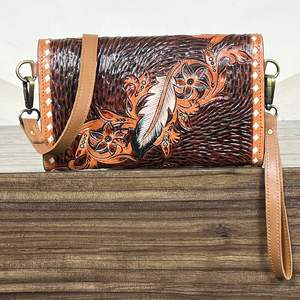 Sac bandoulière en cuir de vachette style western, fait main, avec motifs crâne et floraux, nouveau design, mini sac à main pour femme - Product Image 5