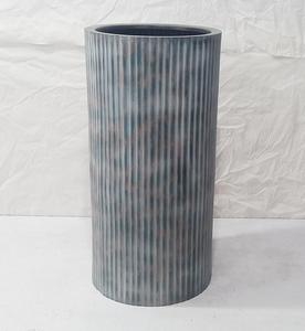 Maceta Redonda Moderna con Diseño Acanalado, Acabado Mate, Decorativa, para Interiores y Exteriores, para Hogar, Oficina, Hotel, Decoración de Jardín - Product Image 5