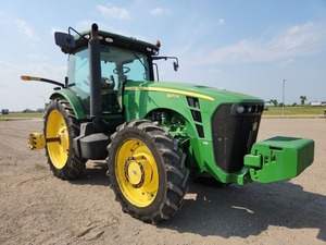 Tractor de Ruedas 4WD de Gran Tamaño y Alta Resistencia 8270R 2010 Z273895, Suministro al por Mayor de Equipos de Calidad - Product Image 2