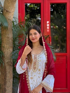 ชุดสาหรี่กะมีซปักลายฉลุหนักสไตล์โมเดิร์นสำหรับงานอีด  ผ้าจอร์เจตต์  ประกอบด้วยเสื้อท่อนบน กางเกงพลัซโซ และผ้าคลุมไหล่  แฟชั่นจาก FATEMA - Product Image 3