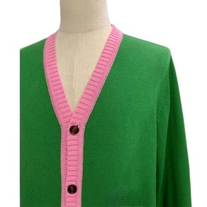 Cárdigan de punto con cuello en V y ribete verde y rosa, con logotipo personalizado bordado para mujer, manga larga, antiarrugas, transpirable, ropa informal. - Product Image 3