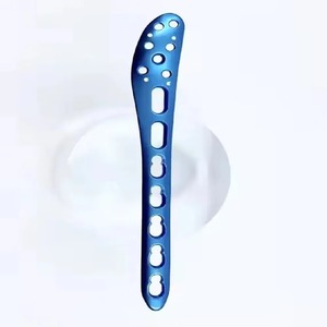 Materiales Ortopédicos de Bloqueo Óseo: Placa Femoral y Tornillos para Implantes Óseos - Product Image 4