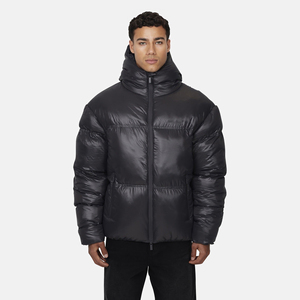 Chaqueta de Plumón con Capucha para Hombre, Negra, Cortavientos, Informal, de Invierno, Corte Regular, Cierre de Cremallera, Color Sólido, Gruesa y Aislada - Product Image 4