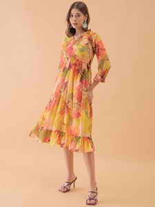 Vestido Midi de Georgette con Estampado Floral Amarillo de Lujo, con Volantes, para Fiestas, Oficina y Eventos Nocturnos, Disponible a un Precio Razonable - Product Image 2