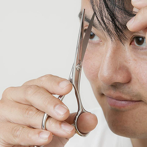 Tijeras Profesionales para Peinar el Cabello, Tijeras de Peluquería de Acero Inoxidable para Uso en Salón, Hoja Afilada, Diseño Ergonómico de Mango - Product Image 6