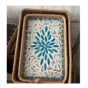 Plateau en rotin artisanal de luxe avec incrustation de nacre - Product Image 5