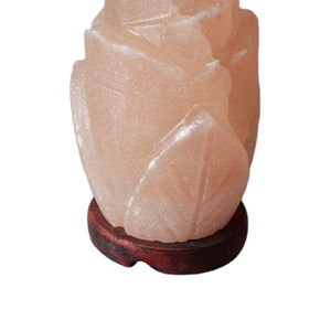 Lampe artisanale en forme de pétale de tulipe en sel rose de l'Himalaya, sculptée à la main, écologique, en cristal de sel rocheux - Product Image 2