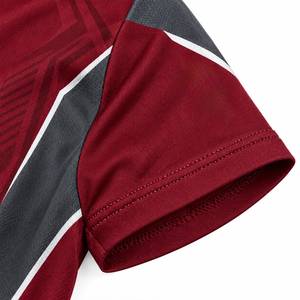 Camiseta Deportiva de Manga Corta Color Granate para Hombre, Cuello Redondo, Tejido de Punto, Secado Rápido, Corte Ajustado, Largo Regular - Product Image 3