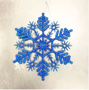 Adornos navideños de metal hechos a mano y atractivos copos de nieve, adornos navideños personalizados - Product Image 5
