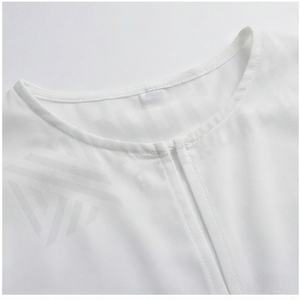 ชุดอาบายะผ้าชีฟองแบบสองชิ้น ดีไซน์หรูหรา เป็นมิตรต่อสิ่งแวดล้อม ระบายอากาศได้ดี เหมาะสำหรับฤดูใบไม้ผลิ ฤดูร้อน รอมฎอน อีด ทรงหลวม ไม่ยับง่าย เสื้อผ้าสุภาพเรียบร้อย - Product Image 4