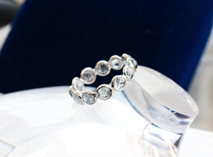 Anillo de Piedra Rutila Negra Celestial Orbit al por Mayor con Plata de Ley 925, Anillo de Estilo Lujoso en Venta - Product Image 3