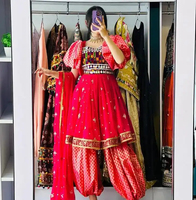 Robe afghane Kuchi élégante, vêtement ethnique lourd, broderie artisanale, travail floral au fil, robe afghane Kuchi à motifs dégradés