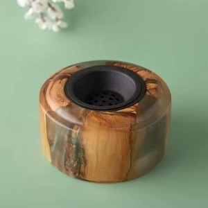 Brûleur d'encens en bois artisanal avec finition en résine à grain de bois naturel et insert en résine, support rond décoratif pour Bakhoor - Product Image 5