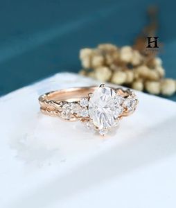 Anillo de Compromiso de Lujo con Diamante Cultivado en Laboratorio de Corte Ovalado, Oro Rosa de 14K, Tiara Curva Marquise, Conjunto Nupcial Apilable - Product Image 2