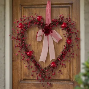Encantadora corona de ramitas en forma de corazón adornada con bayas rojas y corazones brillantes, decoración romántica para la puerta principal del día de San Valentín. - Product Image 6
