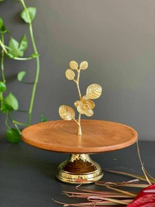 Soporte Dorado de Tres Niveles para Tartas, Bandeja de Servir Metálica Hecha a Mano con Asa Ornamental, Exhibidor de Postres de Múltiples Capas - Product Image 2