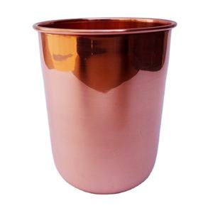 Vente chaude artisanat indien avec des prix bas cuivre plaine tasse polonais pour l'eau potable de haute qualité et pour les cadeaux - Product Image 1