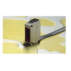 Para OMRON Compact 2M Sensor fotoeléctrico Robustez resistente al aceite Modelo 2017 - Product Image 1