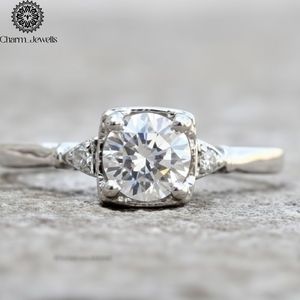 Anillo de Compromiso Charm_Jewells con Moissanita Corte Princesa, Plata 925, Engaste de Garras, Clásico, para Mujer - Product Image 5