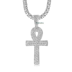 Pendentif croix plaqué or avec diamant de laboratoire, tendance, avec cristal rond, charme religieux, unisexe, à porter au quotidien - Product Image 2