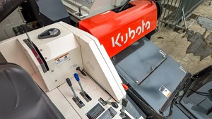 Kubota เครื่องเก็บเกี่ยวข้าว DC-108X 108HP มีประสิทธิภาพและมีประสิทธิภาพจากประเทศไทยด้วยราคาโรงงานถูกขายดีที่สุด2025 - Product Image 4