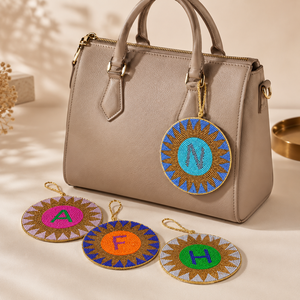Adorno Monograma Hecho a Mano con Cuentas de Semillas, Letra Inicial Colgante, Amuleto de Cristal, Regalo Personalizado SSTRINGZ KC25 - Product Image 5
