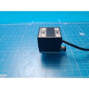 Sensor de Presión Digital KEYENCE AP-31 Usado Como Está, Piezas de Equipos de Semiconductores Legados - Product Image 6