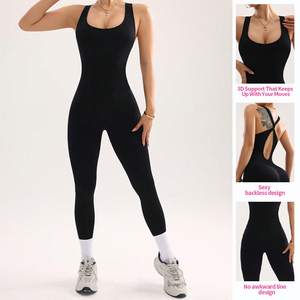 Conjunto Deportivo de 3 Piezas para Mujer, de Secado Rápido, Transpirable, con Leggings de Manga Larga, Chaqueta de Compresión y Sujetador Deportivo para Yoga, Gimnasio y Entrenamiento - Product Image 1