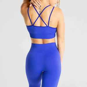 Conjunto de Yoga para Mujer, Diseño Único, Fabricación Pakistaní, para Uso en Exteriores, Hecho de Poliéster - Product Image 3